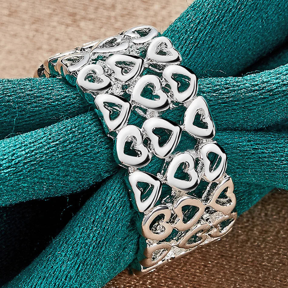 Ασημένιο Δαχτυλίδι 925 σε Ασημί Χρώμα με Σχέδια Καρδιάς